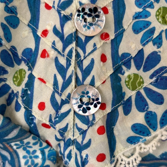 FARM Rio Multicolor Floral & Bird Patchwork Top - Picture 2 of 16